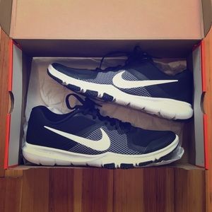 Nike Flex Control Men’s Training Sneakers